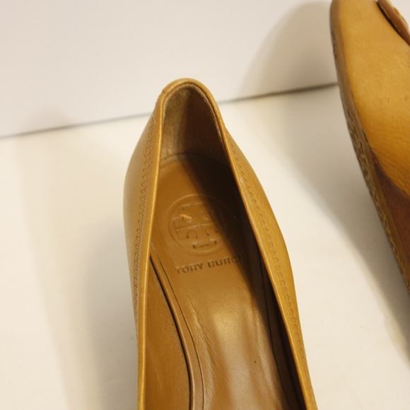 Tory Burch women's shoes - Picture 6 of 8